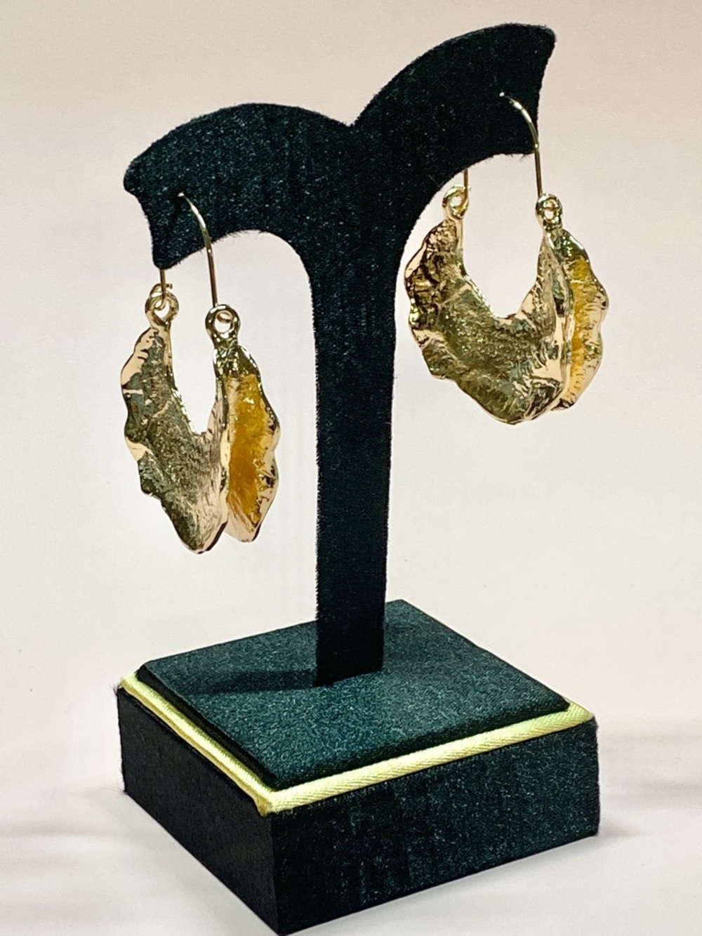 NWT Goldtone Organic Hoop Earrings - Elegant Women’s Jewelry